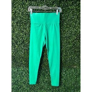 Carbon 38 Kelly Green NWOT Takara Shine Legging Size Small